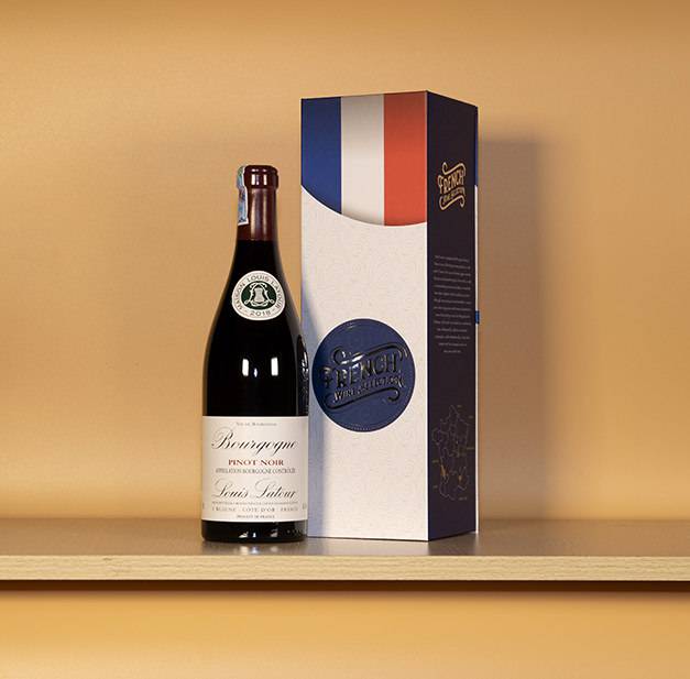 Bộ quà tặng Louis Latour Bourgogne Pinot Noir kèm hộp giấy cao cấp 2018