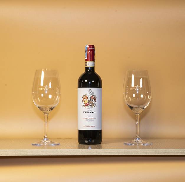 Bộ quà tặng rượu vang Perano Chianti Classico kèm ly pha lê Frescobaldi