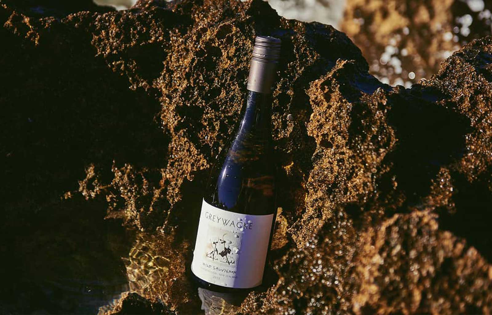 Các dòng rượu vang Greywacke được ưa chuộng nhất hiện nay - Greywacke Wild Sauvignon