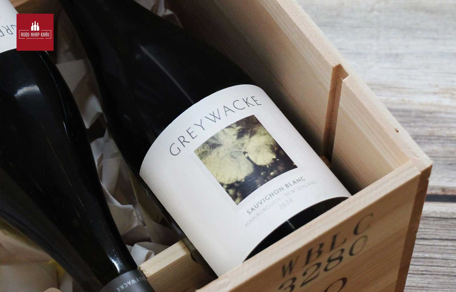 Gợi ý những chai rượu vang Sauvignon Blanc ngon giá tốt - Greywacke Sauvignon Blanc 2020