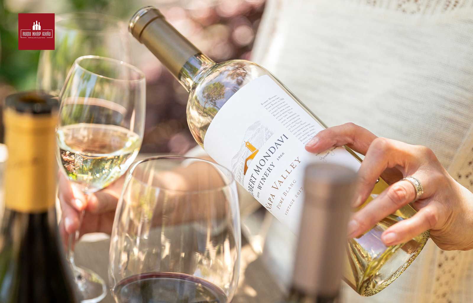 Rượu vang Mỹ đẳng cấp - Robert Mondavi Winery Napa Valley Fumé Blanc 3