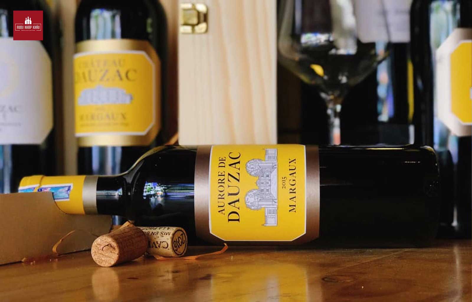 Top 5 chai rượu vang Bordeaux ngon không nên bỏ qua 2