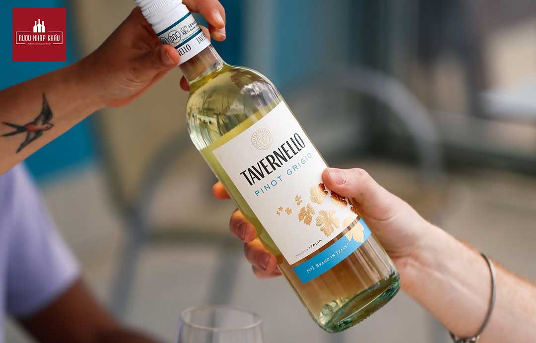 Vì sao nên chọn vang trắng Tavernello Pinot Grigio làm quà tặng doanh nghiệp 2