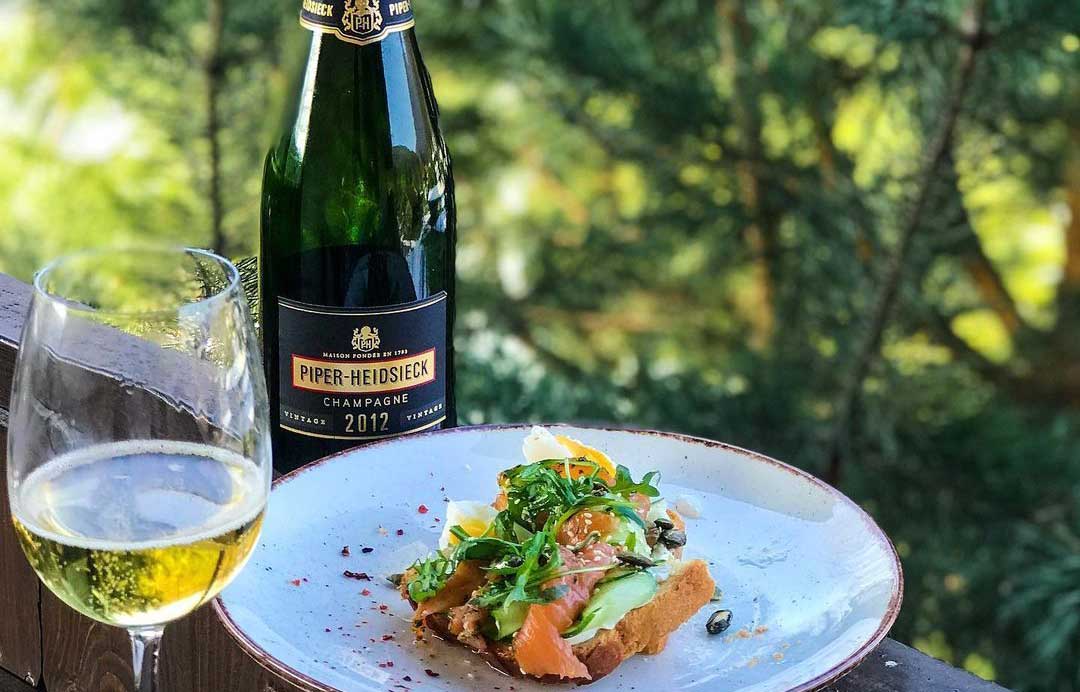 Vì sao nên mua rượu Champagne Piper Heidsieck Brut Vintage làm rượu biếu Tết 1