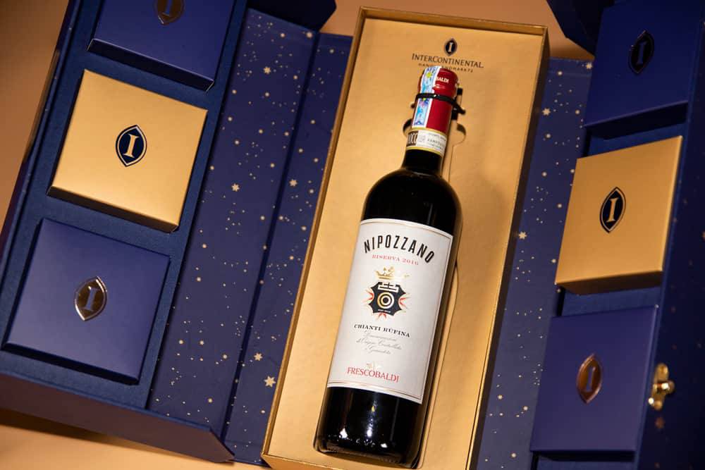 Bộ quà tặng rượu vang dịp Trung Thu 2020 gồm chai Nipozzano Riserva