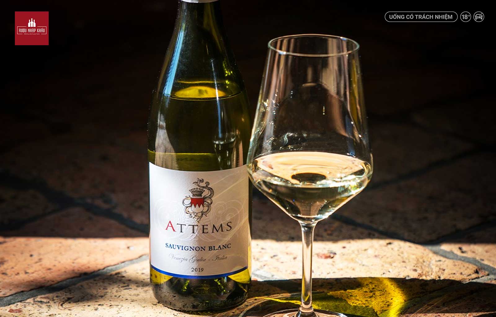 Thưởng thức hương vị rượu vang Ý Attems Sauvignon Blanc - Rượu Nhập ...